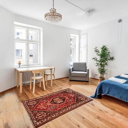 Апартаменты Wehost Oikokatu Хельсинки Экстерьер фото